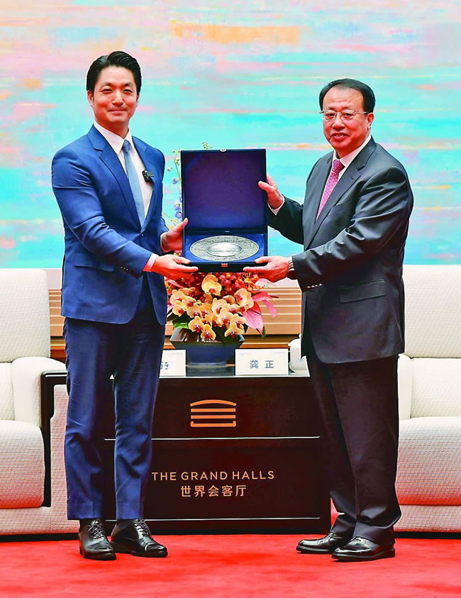 新闻幕后/蒋万安向龚正提「小红书」对比赖清德关起大门