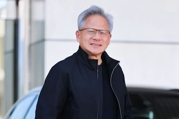 黄仁勋预告明推出「新大脑」 NVIDIA机器人链开趴