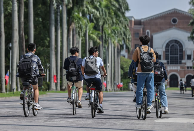 科展涉抄袭遭撤销台大医资格 女学霸分科再考回台大医