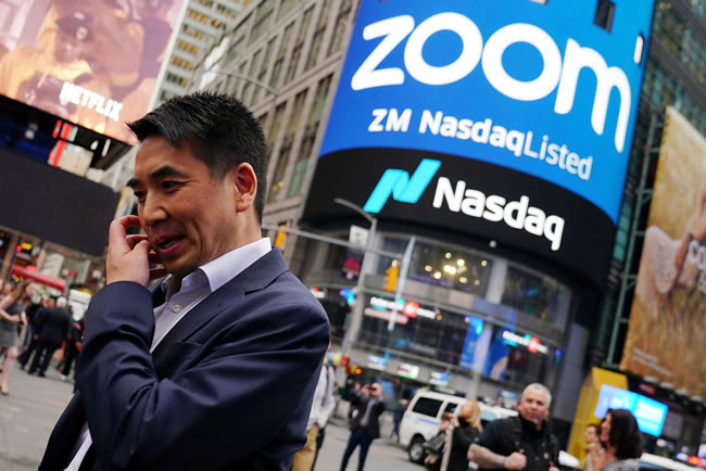 Zoom 执行长袁征：不再回顾疫情高峰，专注 AI 与未来