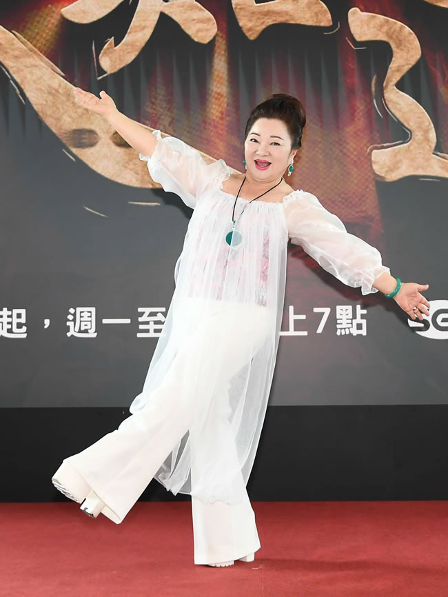 胡瓜才传要辞节目 这单位靠惊人诚意打动他点头改行程